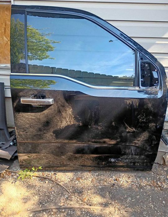 Passenger Door Ford F150 2024