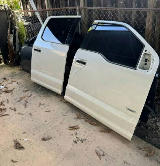 2015 – 2020 ford f150 RH doors, Front and rear door