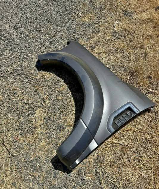 2017-2022 ford f450  right and left fenders