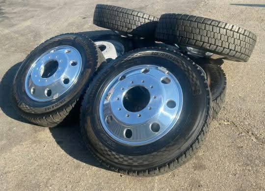 2025 19.5 OEM Ford F450 F550 wheels Continental Conti HDR5 225/70R19.5 99%+ tread Fits Ram 4500 5500